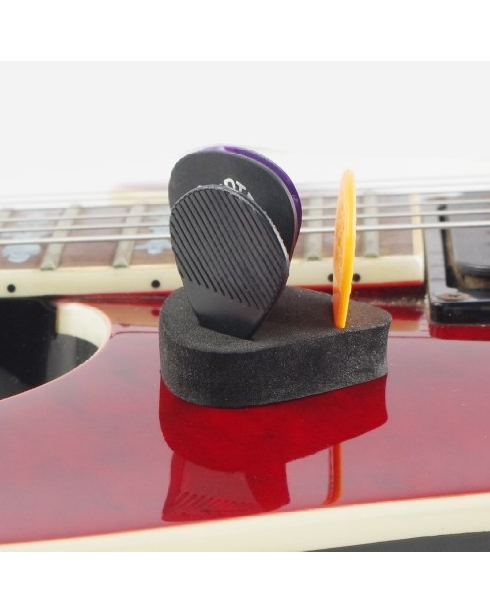 Guitar Paddles &amp; Anti-slip Sticker &amp; Guitar Picks Holder Set 10pcs Guitar Picks &amp; 10pcs Anti-skid Stickers &amp; 2pc