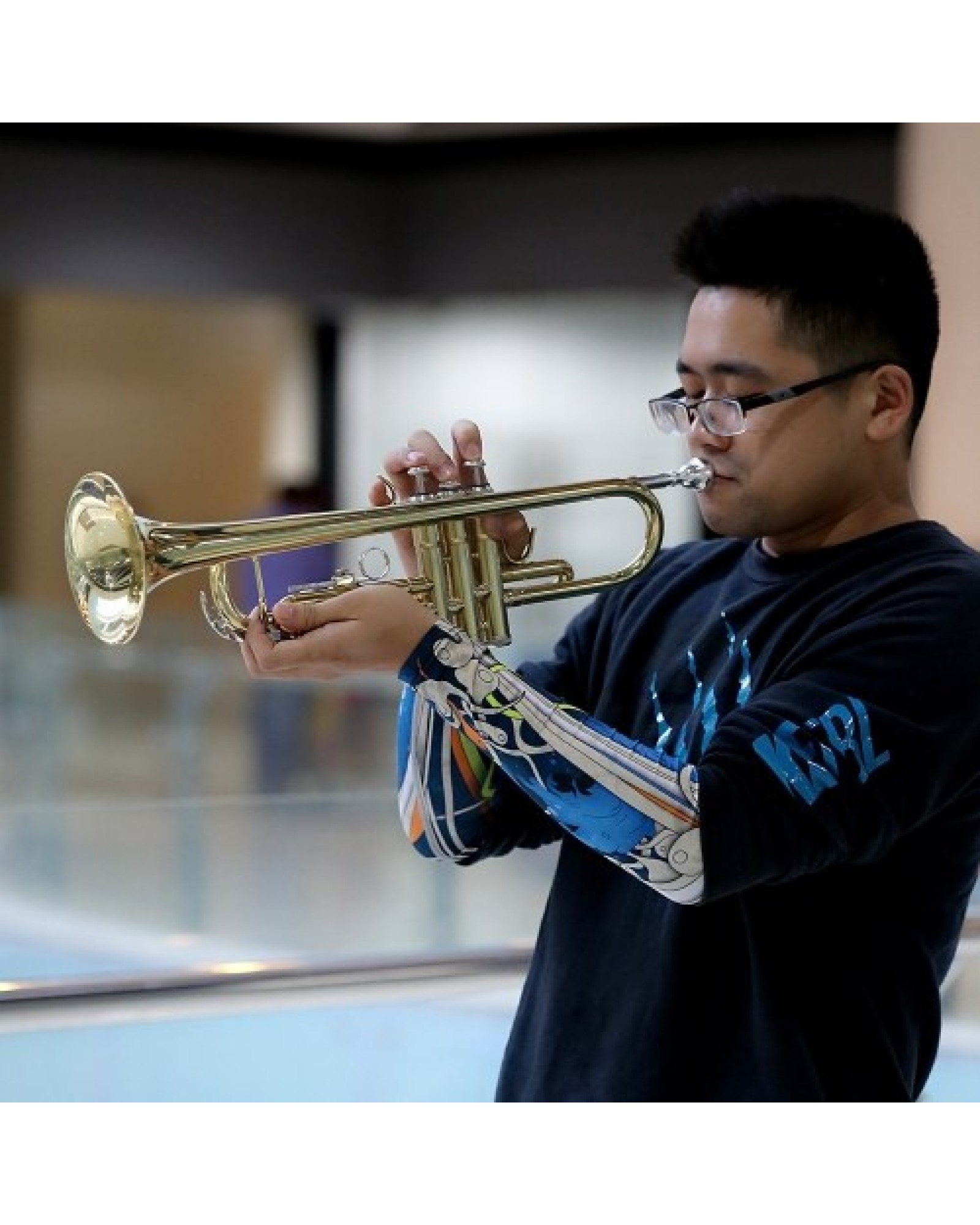 Trumpet Bb Flat Brass Gold-painted Exquisite Durable Musical Instrument